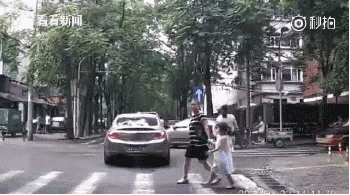 640 (1).gif